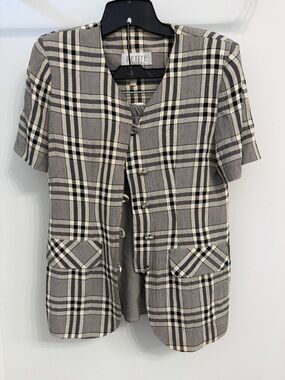 Petite Plaid Short-Sleeve Button Jacket - Black & Cream and elastic band skirt